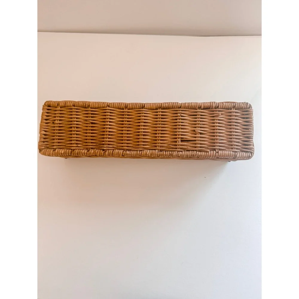 N/A vintage wicker